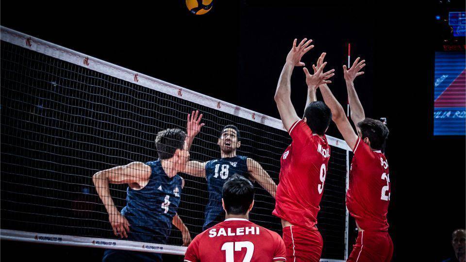 تحقیق والیبال ، تعامل دست و تور